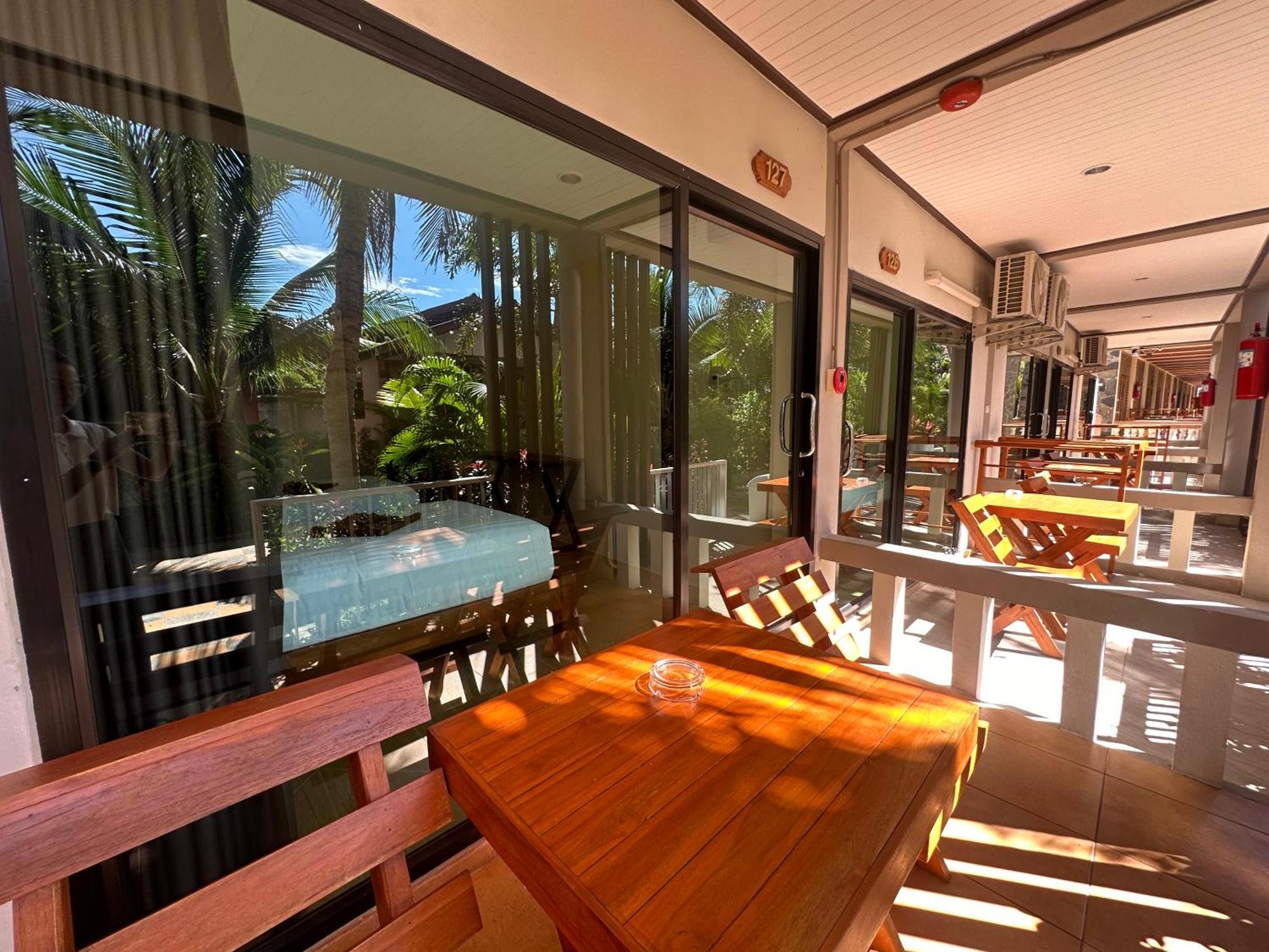 Family House Resort, Haad Rin Room photo
