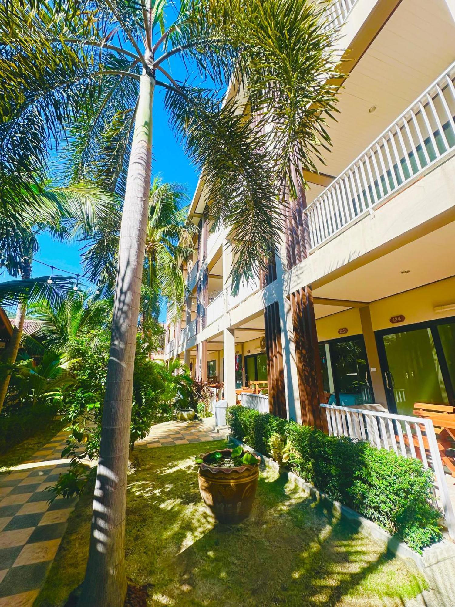 Family House Resort, Haad Rin Exterior photo