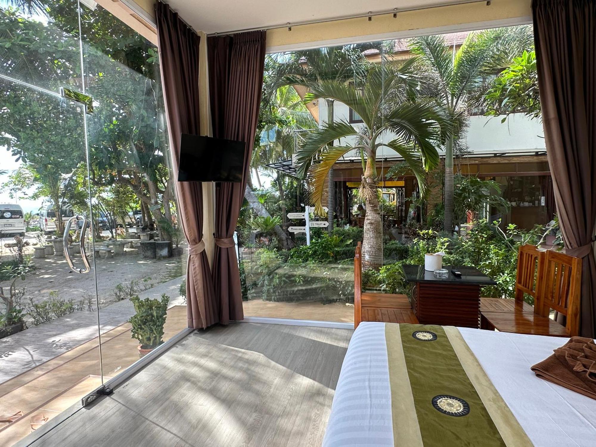 Family House Resort, Haad Rin Room photo