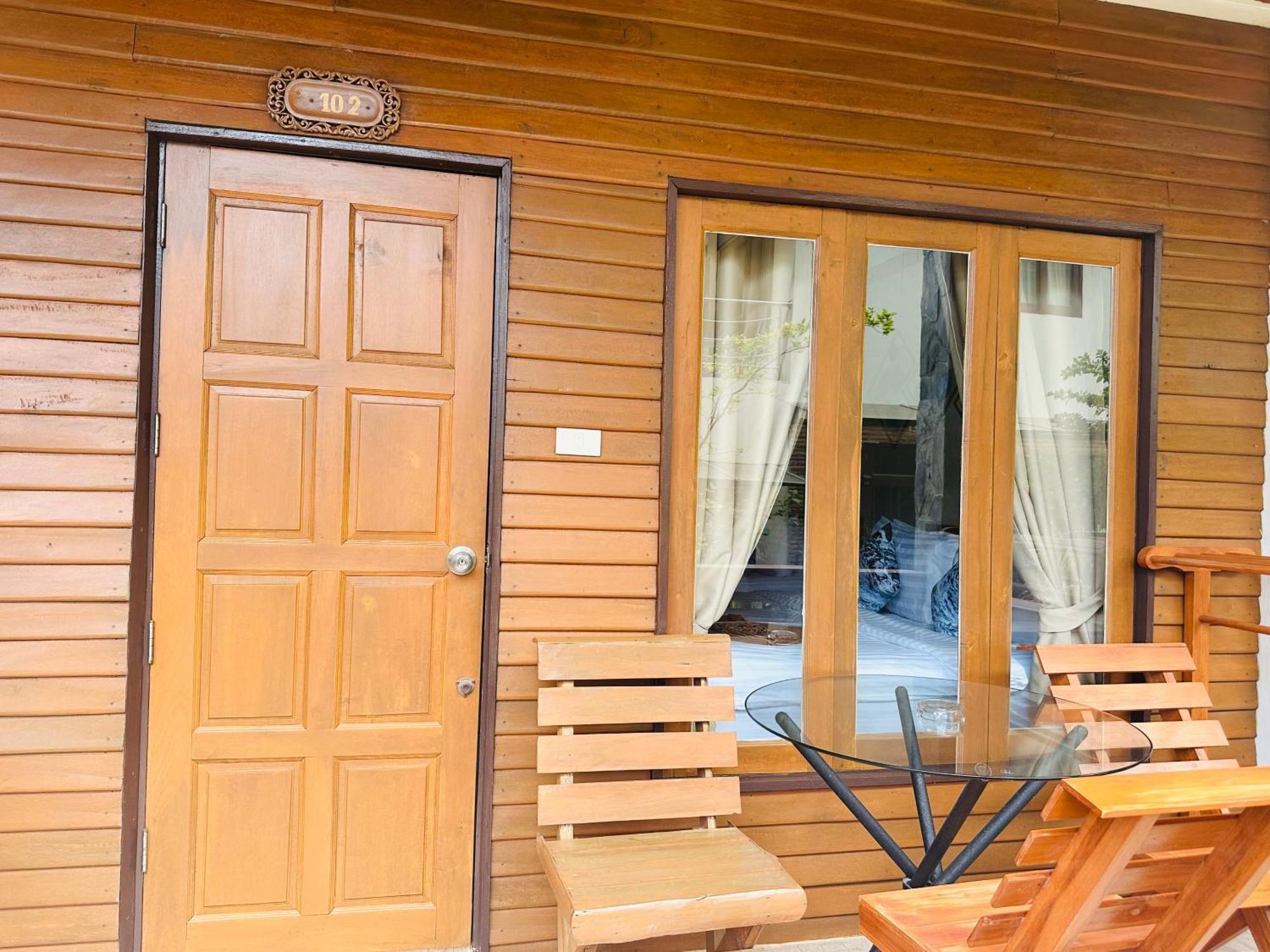Family House Resort, Haad Rin Room photo