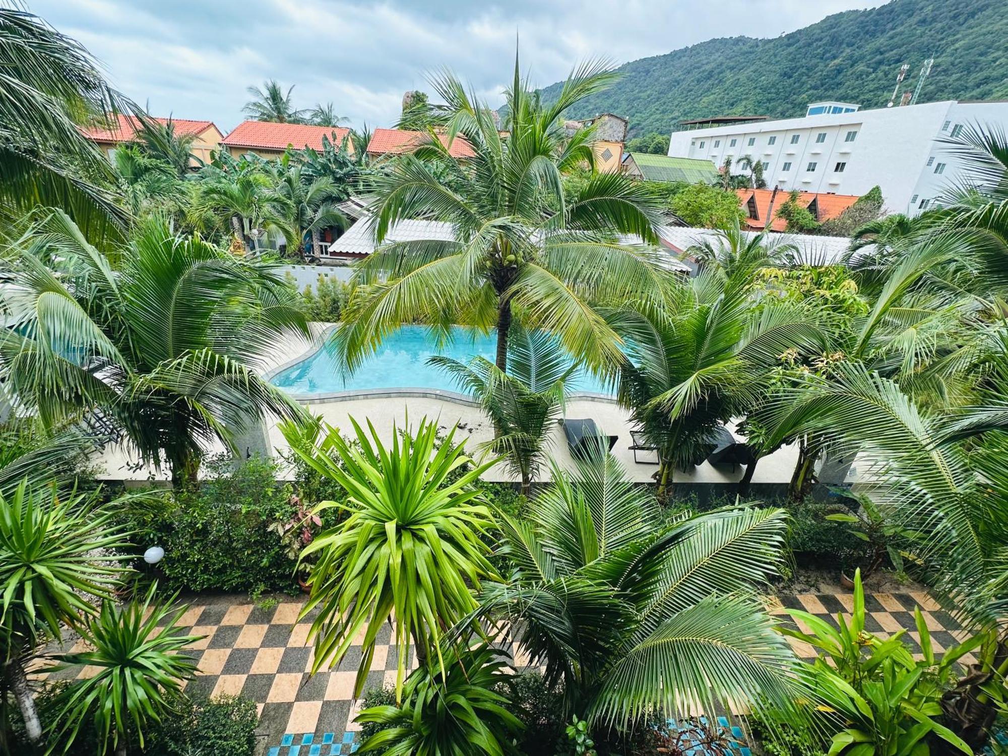 Family House Resort, Haad Rin Exterior photo